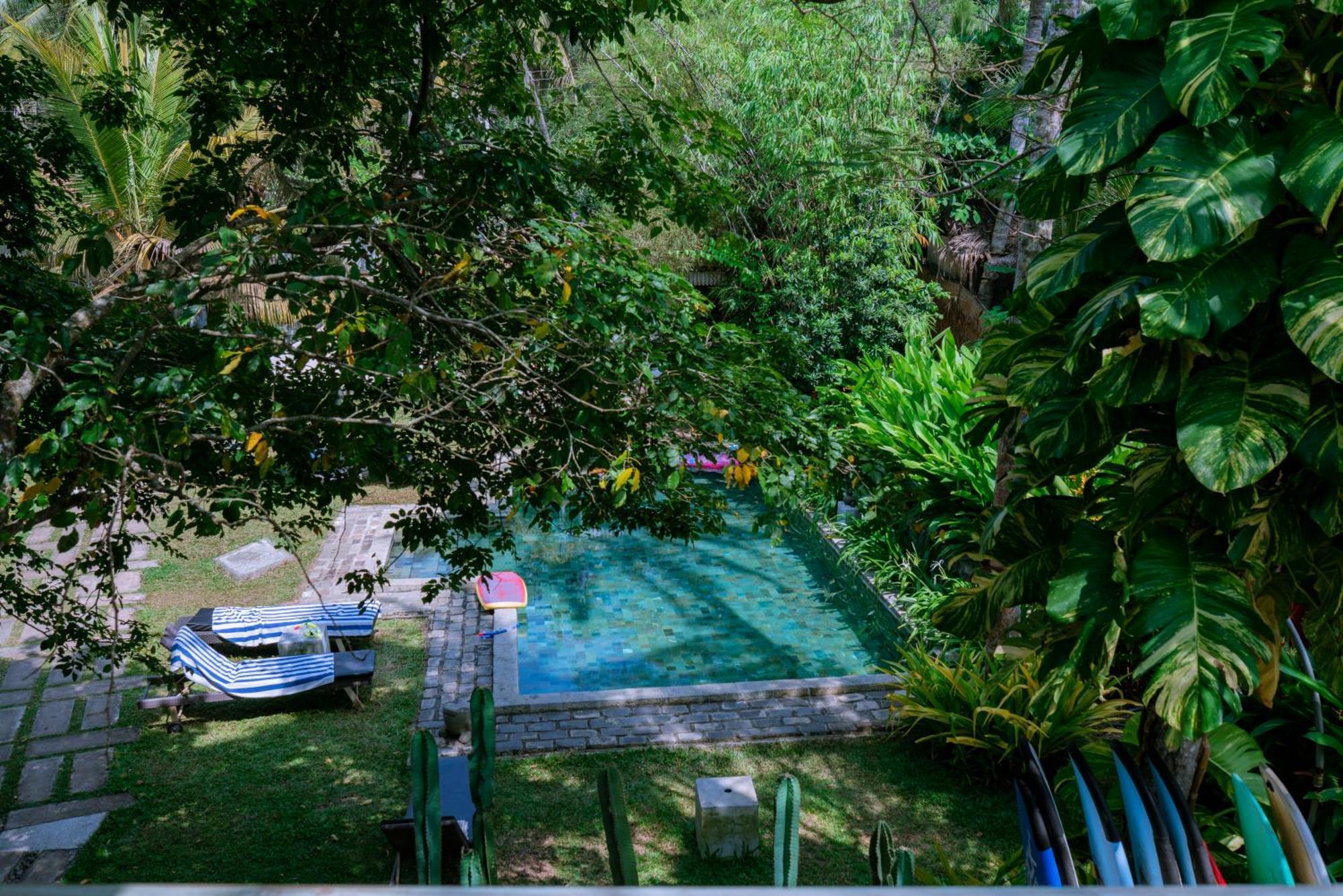 Aga Surf View Hotel