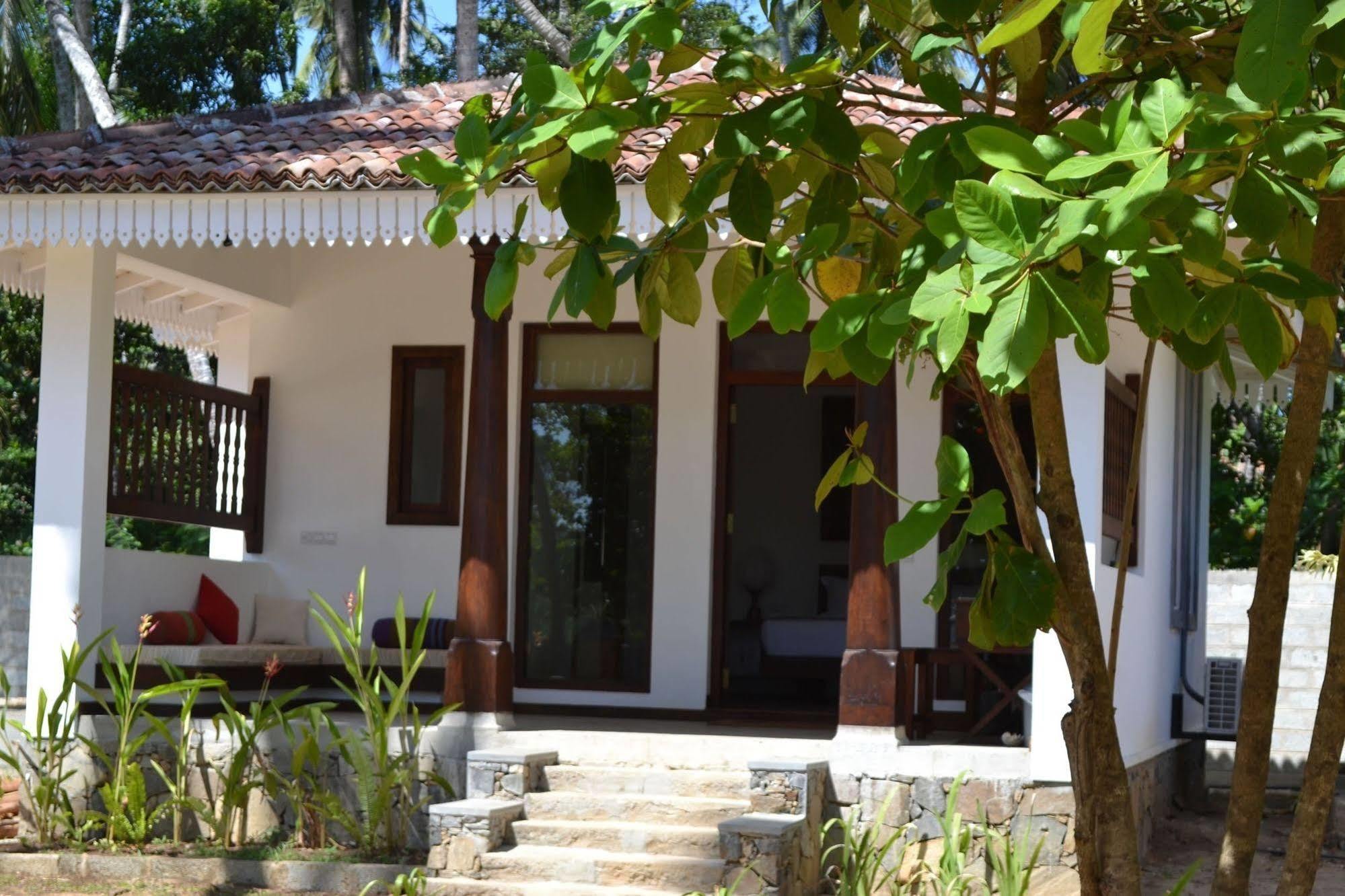 Aga Surf View Hotel Tangalle